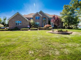 482 Matthews Ln, Jackson, NJ 08527