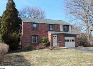 248 Barcladen Cir, Bryn Mawr, PA 19010