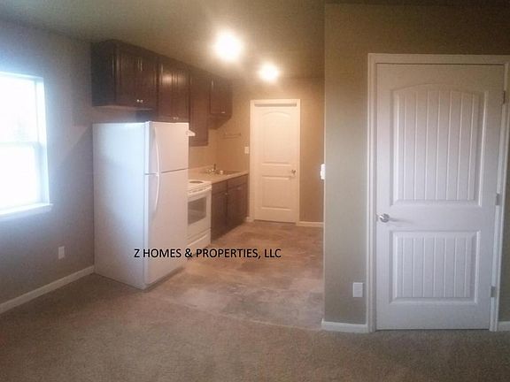 3rd image of 1770 Monroe St APT B8