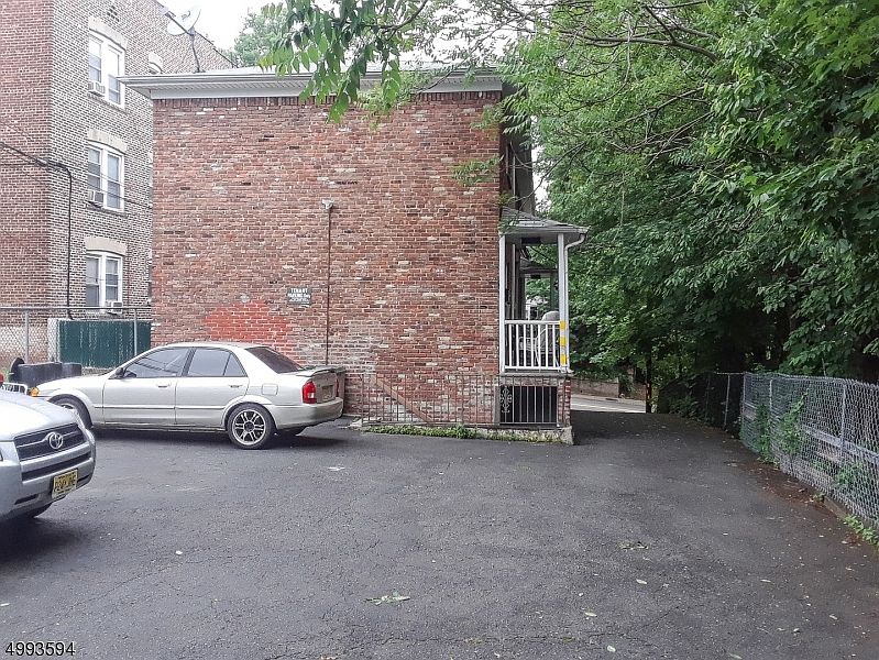 2nd image of 103 Belleville Ave #4A