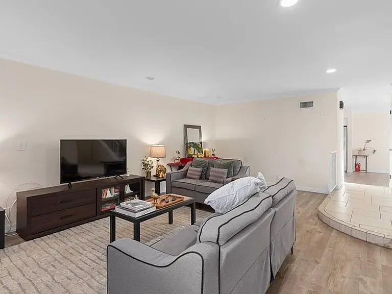 3705 Ramona Dr — Photo 18