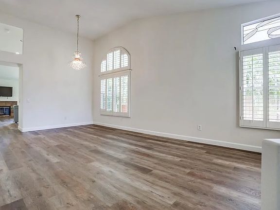 5th image of 12252 Blanton Ln