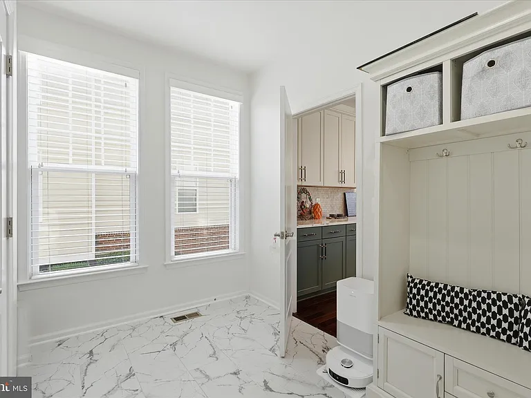 42522 Stratford Landing Dr — Photo 17