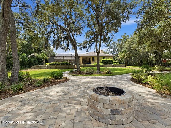 4th image of 10307 Waters Edge Ct
