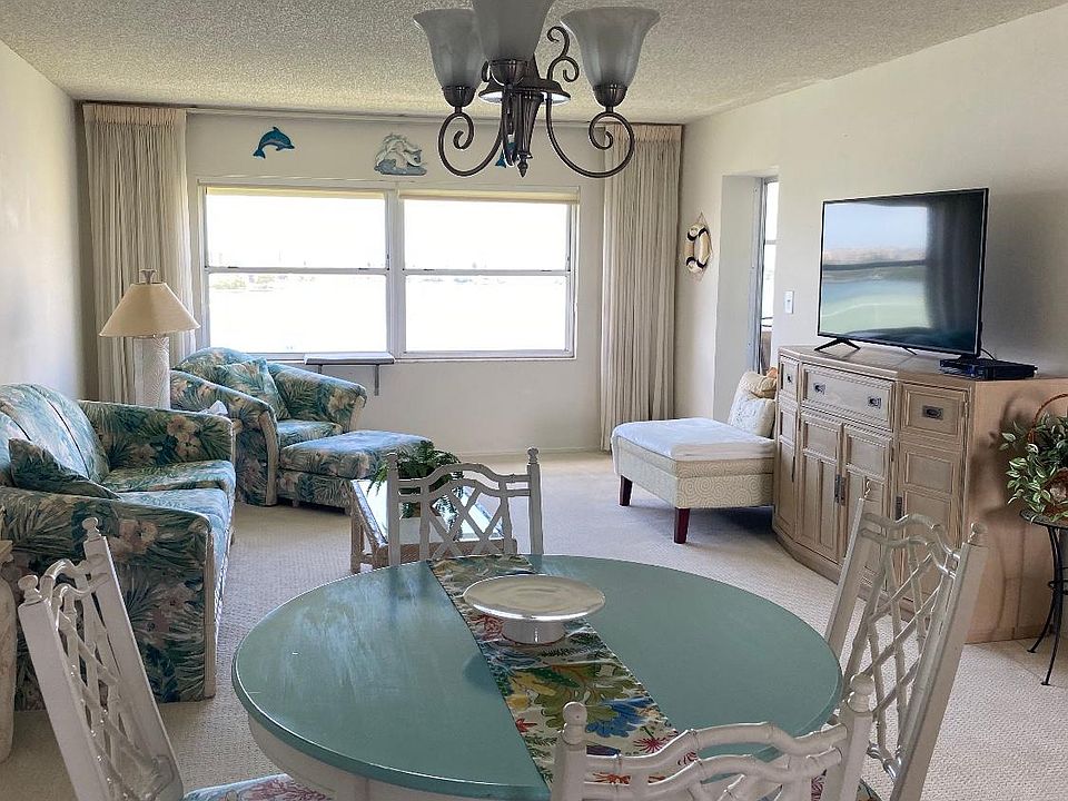 1st image of 4525 Cove Cir APT 907