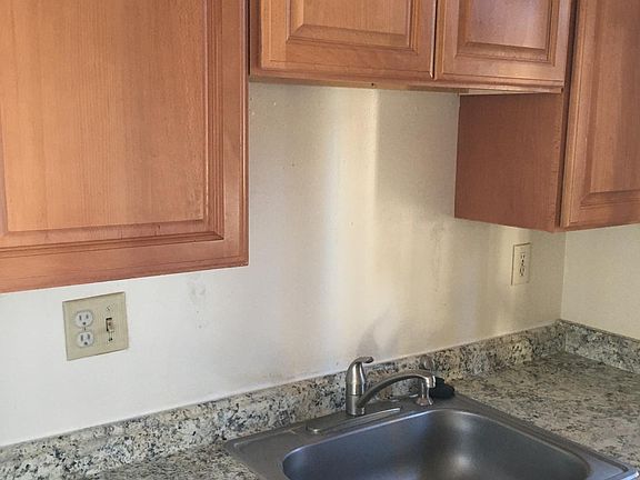 4th image of 3579 Granada Ave #1