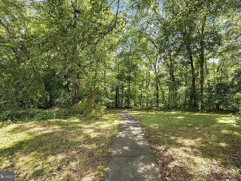 10673 Spring Oak Ct — Photo 32