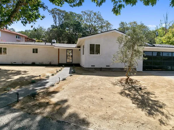 1286 Calle Del Arroyo, Sonoma, CA 95476