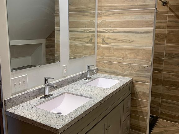 5th image of 149 Hughes Ave #2