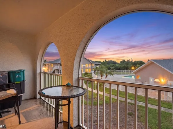 20 Cosmopolitan Dr Unit 4, Lehigh Acres, FL 33936