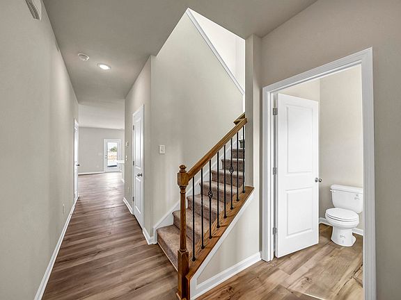 7th image of this home