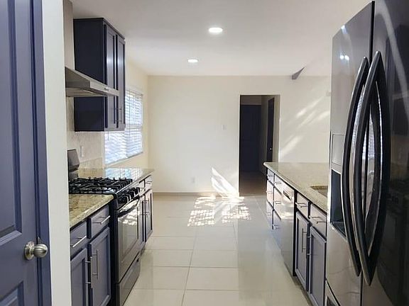 5th image of 12403 Cedar Bend Dr