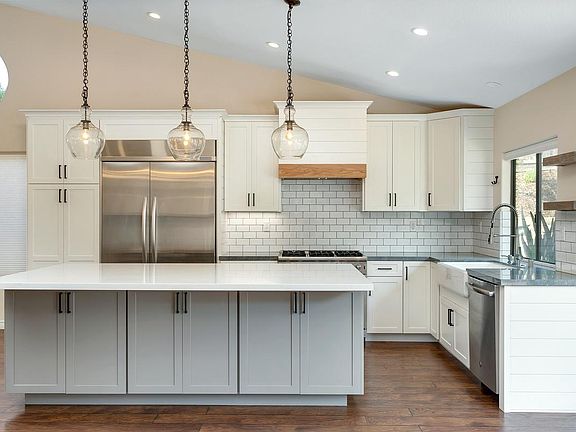 3rd image of 1862 Skyhill Pl