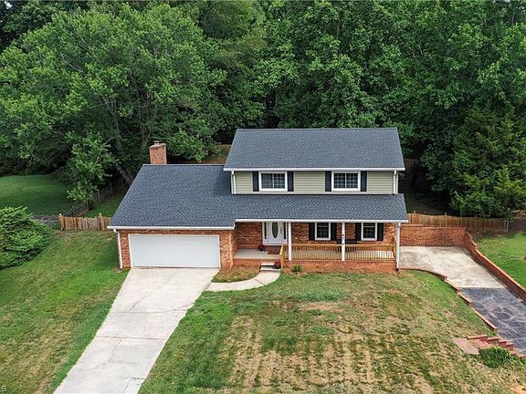 3rd image of 7013 Upland Rd