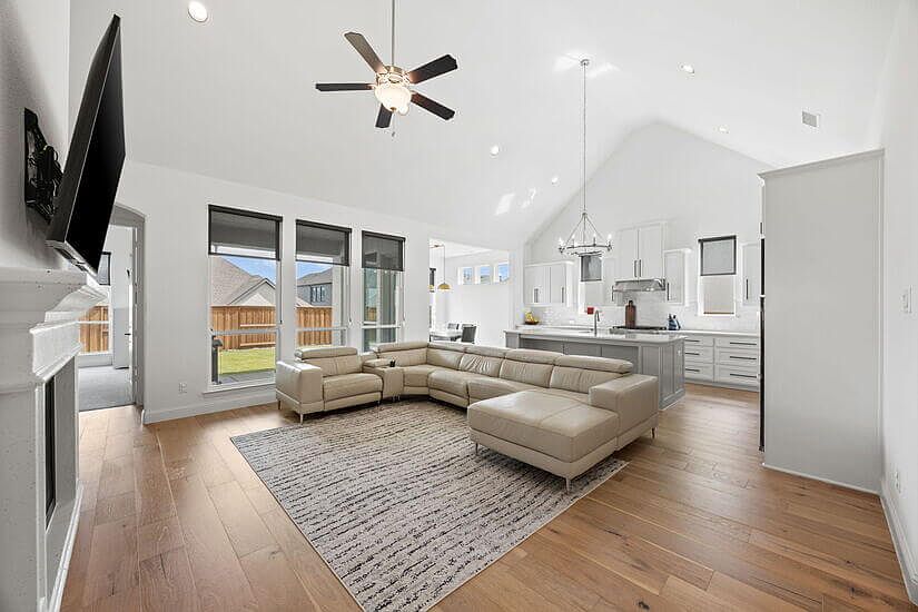 Grand Living Area