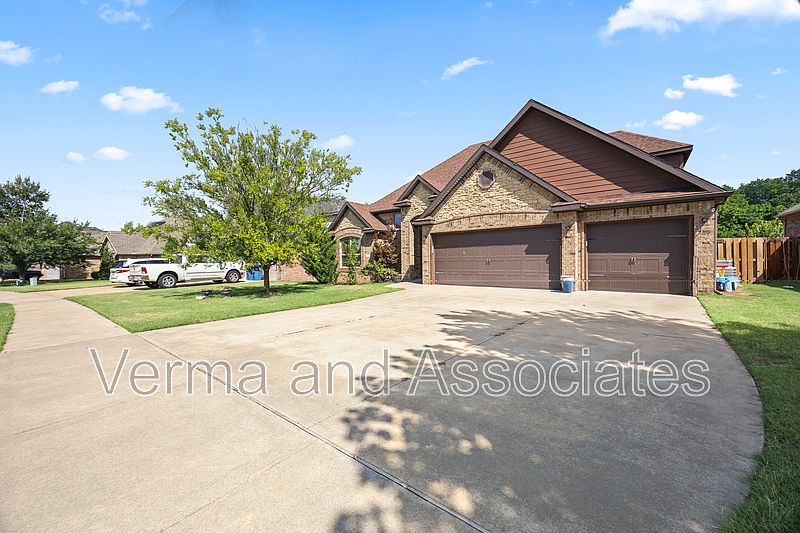 1st image of 4100 SW Deerfield Blvd