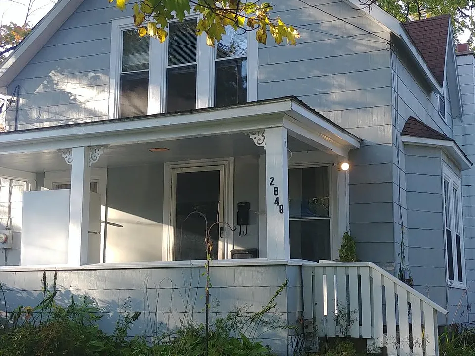 2848 Maple Ave