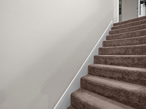 5th image of 211 W Gay Ave