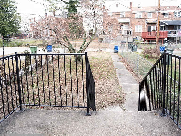 3416 Cliftmont Ave — Photo 4
