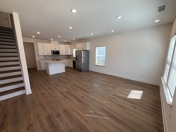 2nd image of 105 Prospect Ave
