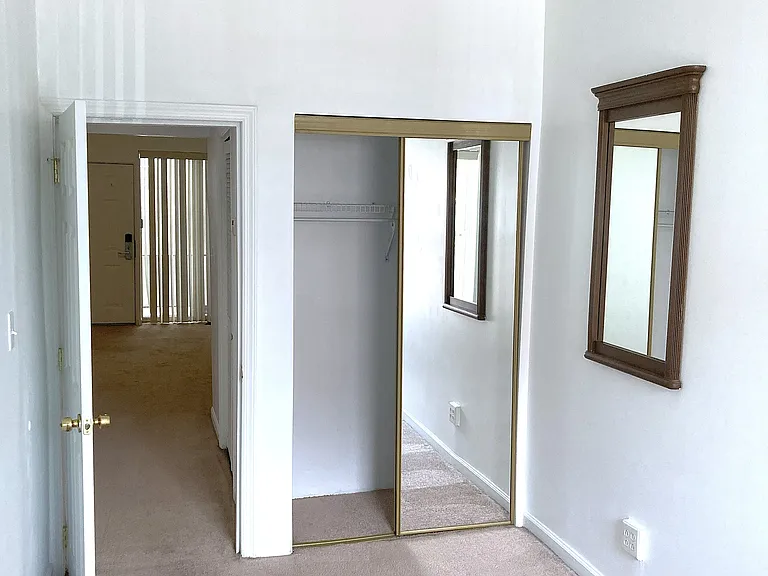 3401 Forbes Ave #403 — Photo 10