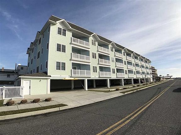 2nd image of 6210 Ocean Ave #107