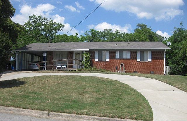 1st image of 2613 Glenn Hills Dr