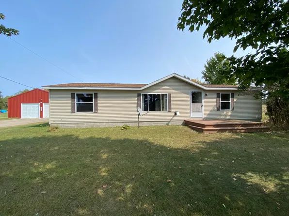 5368 S 90th Ave, New Era, MI 49446