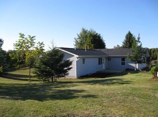 04084 Pops Rd, Charlevoix, MI 49720