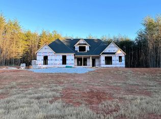 286 N Old Mill Rd, Travelers Rest, SC 29690