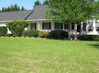 113 Lakeview Dr, Williamston, SC 29697