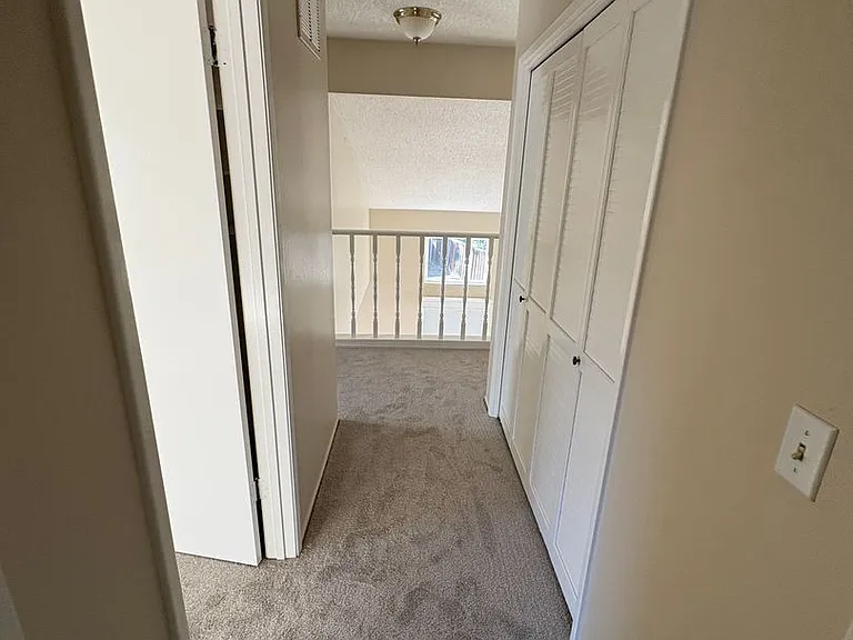 1100 Limeridge Dr — Photo 9
