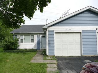 3327 Acorn Ct, Aurora, IL 60504