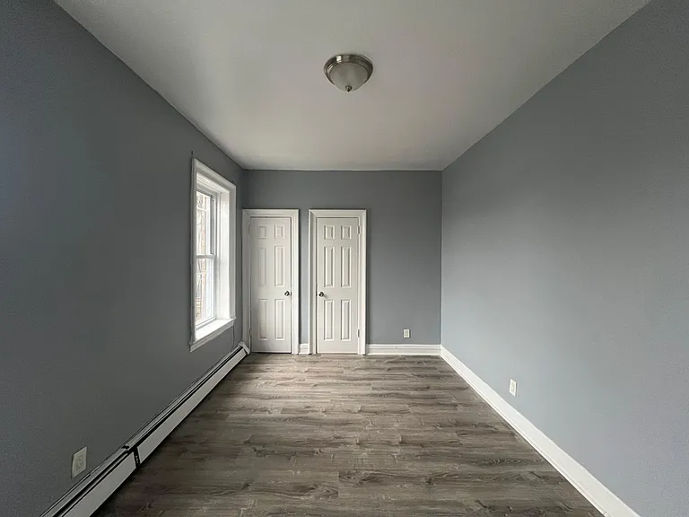 149 Zabriskie St #44E — Photo 4