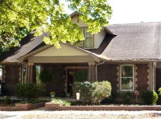 301 W 6th St, Columbia, TN 38401