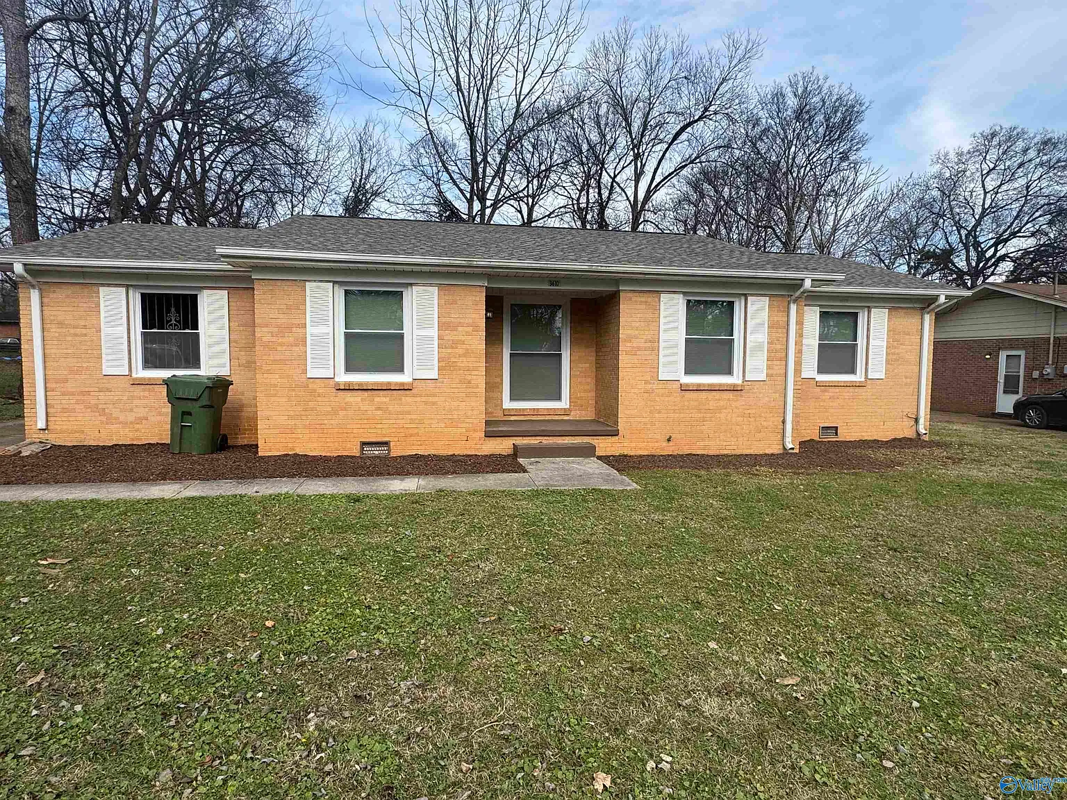 3 bed, 2.0 bath, 1400 sqft, $1,395 — Photo 1