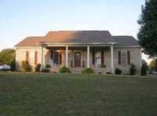 3327 Fisk Rd, Cookeville, TN 38506