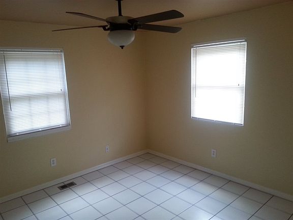 3rd image of 203 10th St #A