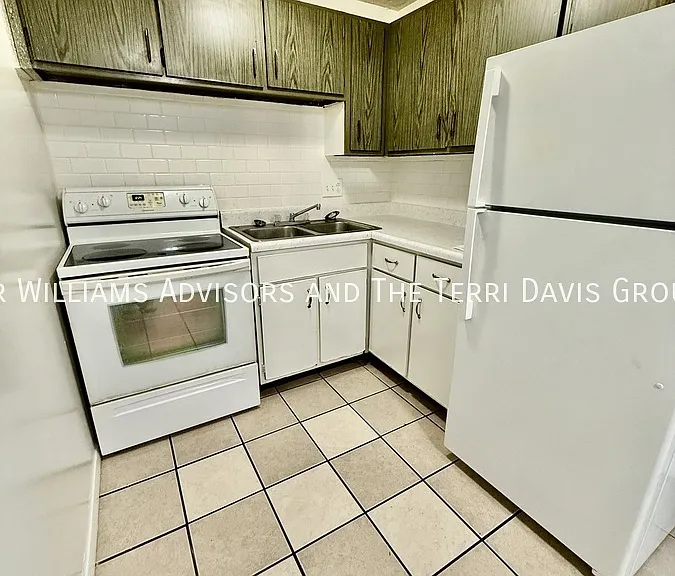 3527 Werk Rd #12 — Photo 5