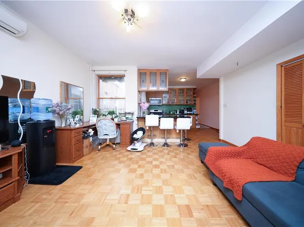 2391 East 3rd Street image 8 of 33