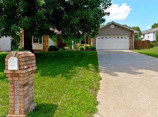 1309 Golden Gate Ln, Saint Peters, MO 63376