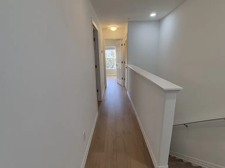 8666 Majestic Elm Ct — Photo 24