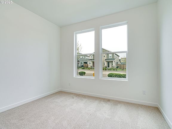 4th image of 8245 SE Blanton St