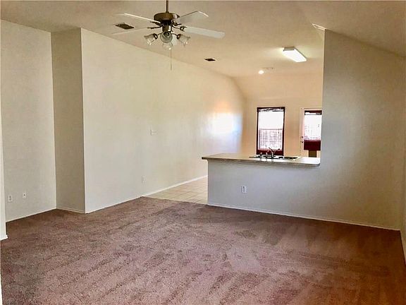 2nd image of 4904 Pacific Way Dr