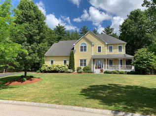 35 Ridgeview Ln, Mansfield, MA 02048