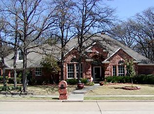 1608 Spinnaker Ln, Azle, TX 76020