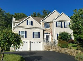 432 Herrick Dr, Dover, NJ 07801