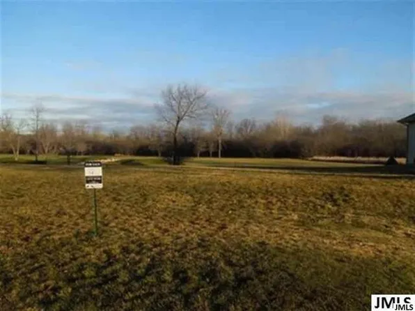 2600 Mulligan Dr, Jackson, MI 49203