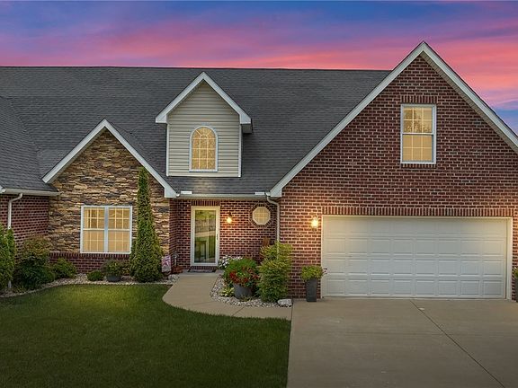2nd image of 63 Pointe West Byway Ct