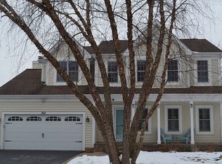 362 Clarewood Cir, Grayslake, IL 60030